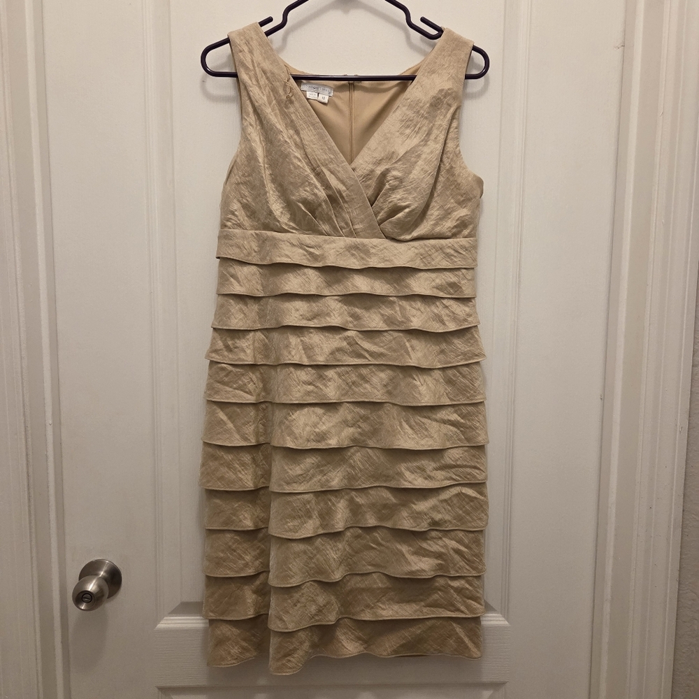 LONDON TIMES Women's Size 10 Tiered Shiny Midi Dress Gold